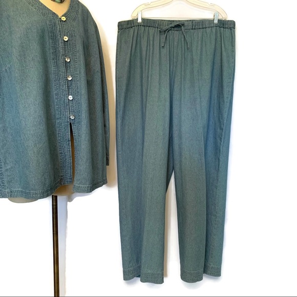 JEANOLOGY 2-Piece Medium Blue Denim Pantsuit! - Picture 4 of 6